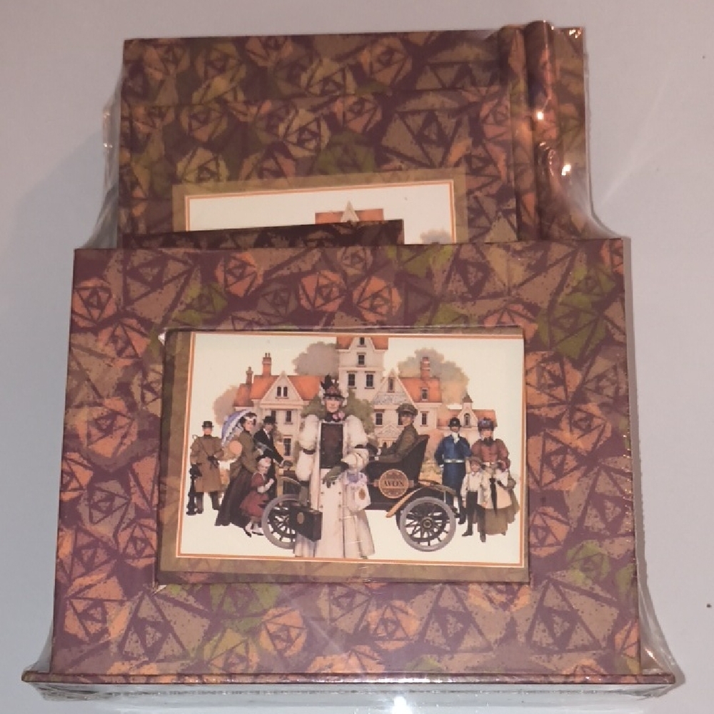Vintage Avon Stationary Set